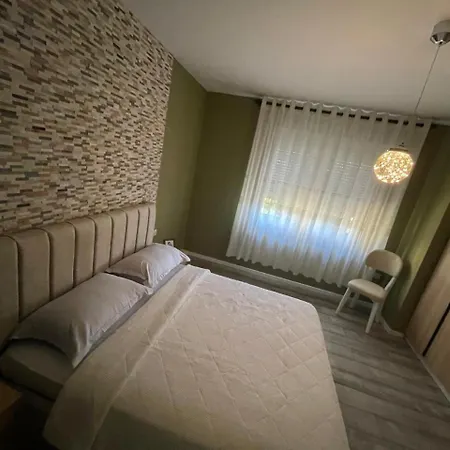 Escape - Near Stadium & Pyramid Apartment Tirana